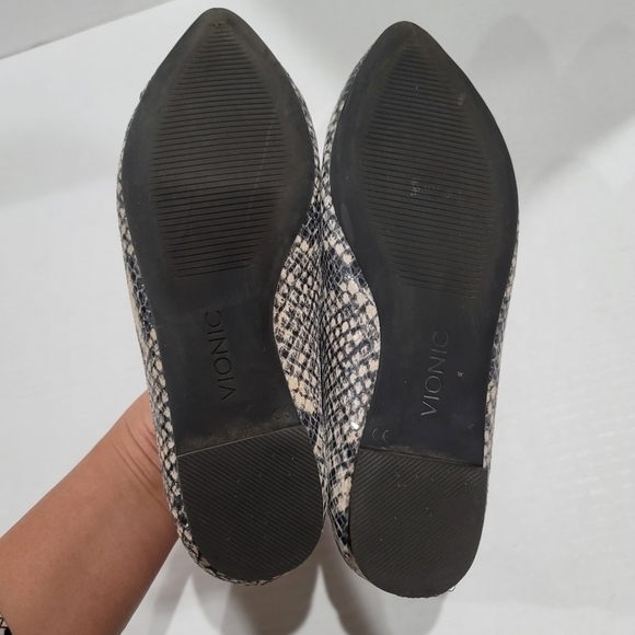 VIONIC Caballo Faux Snakeskin Flat shoes Size 5 - Picture 6 of 8